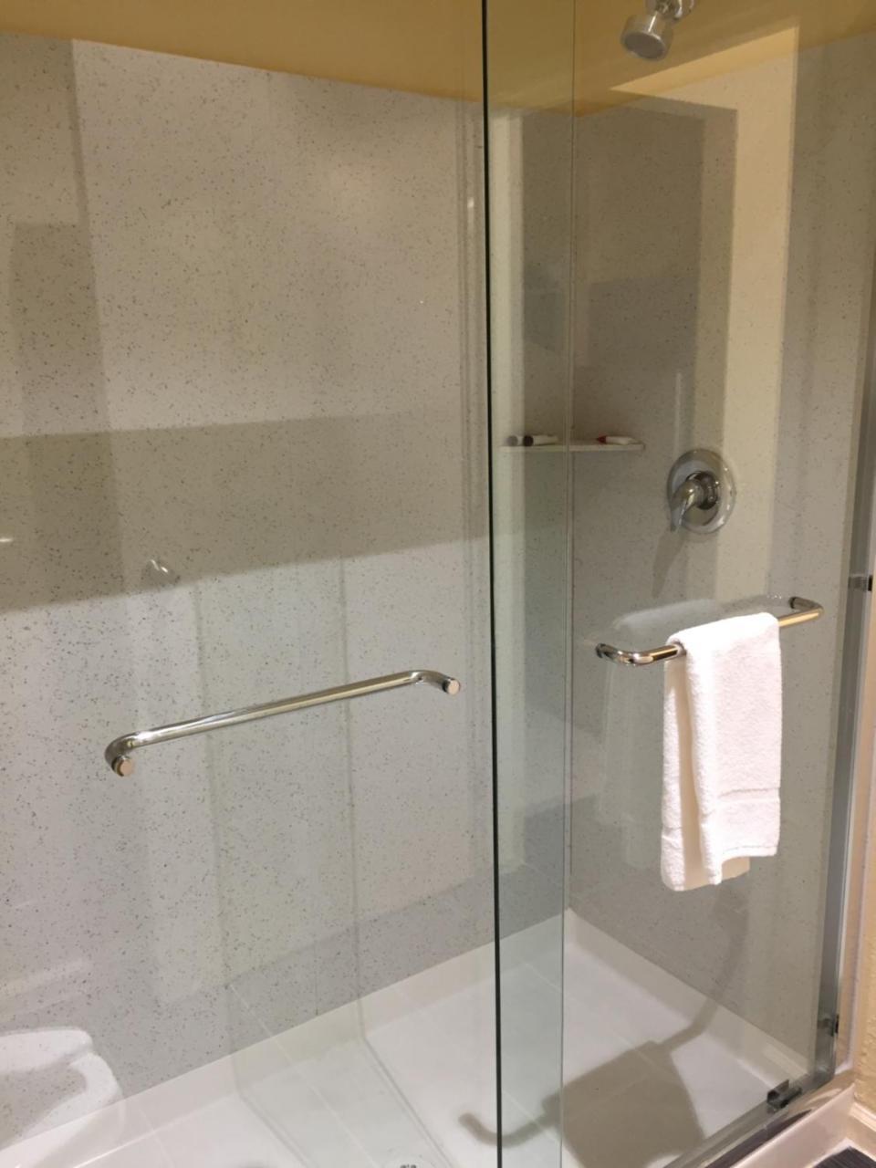 Days Inn By Wyndham פריפורט מראה חיצוני תמונה