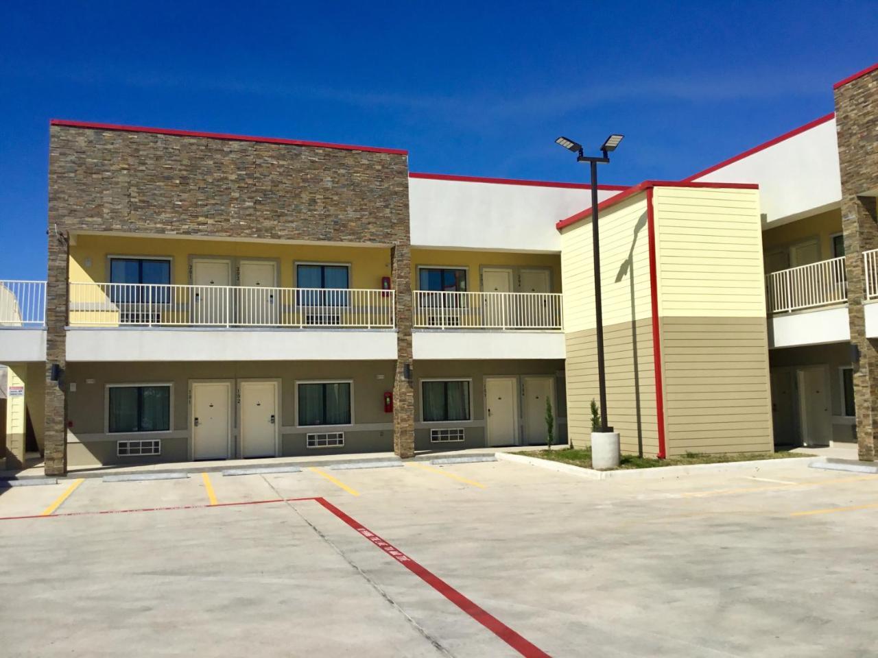 Days Inn By Wyndham פריפורט מראה חיצוני תמונה